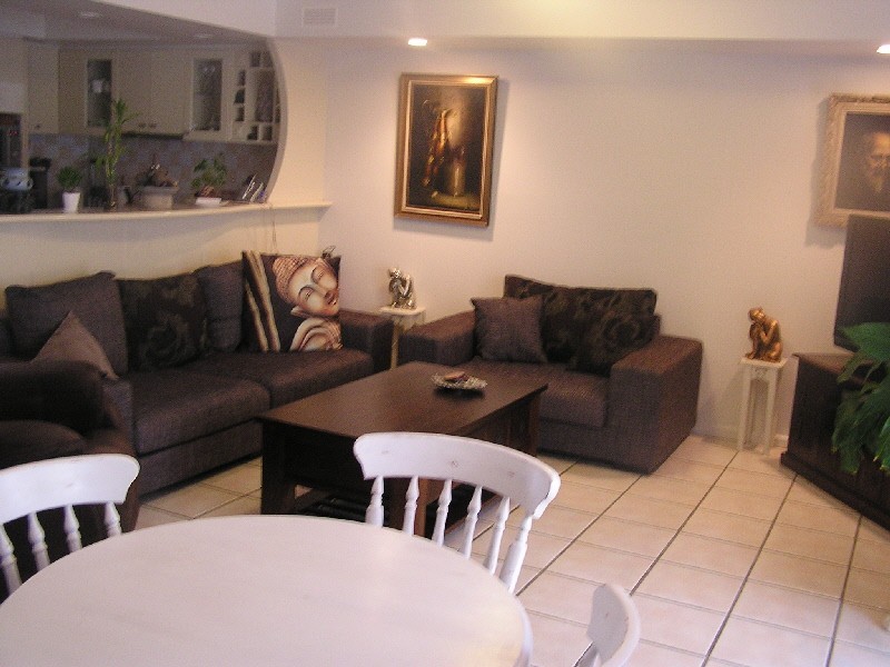 10/22-34 Glenside Drive, Robina QLD 4226