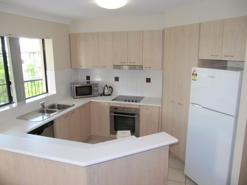 110/16 Markeri Street, Mermaid Beach QLD 4218