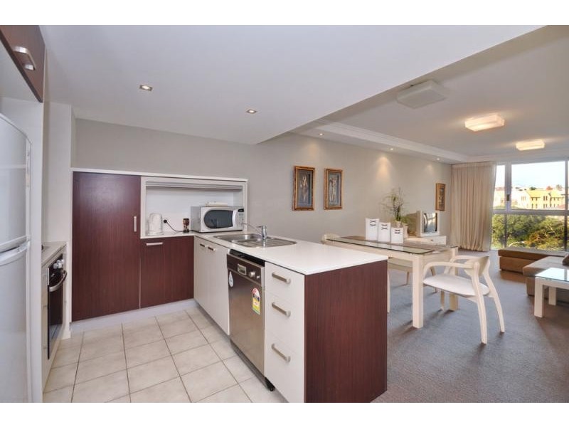 22 Barry Parade, Spring Hill QLD 4000