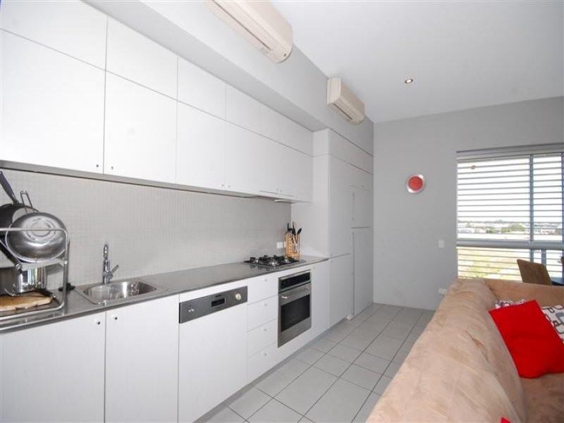 38 Skyring Terrace, Teneriffe QLD 4005