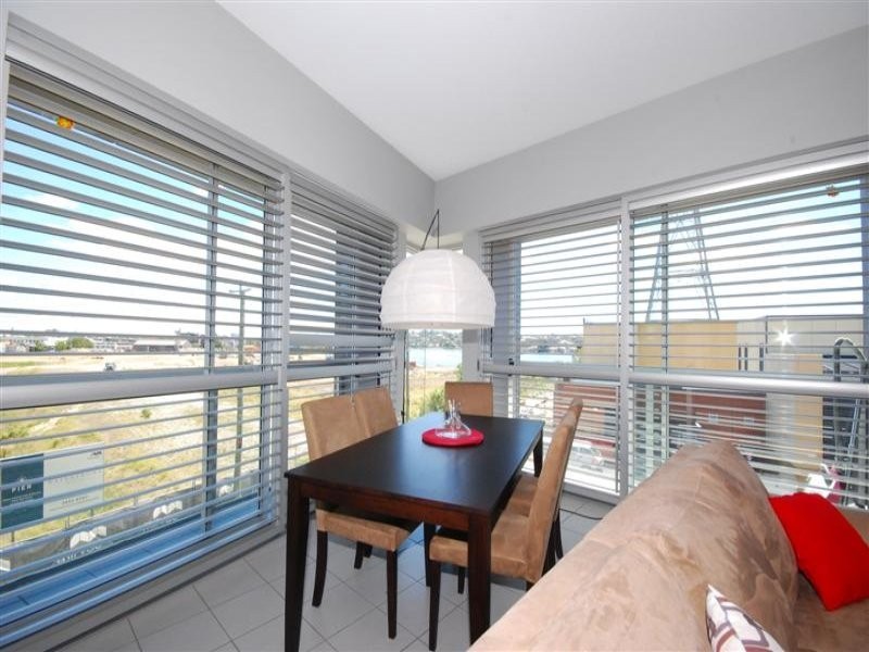 38 Skyring Terrace, Teneriffe QLD 4005