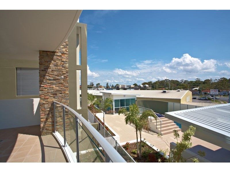 10/1Angu Cnr Angus & Hornibrook Esplanade, Clontarf QLD 4019