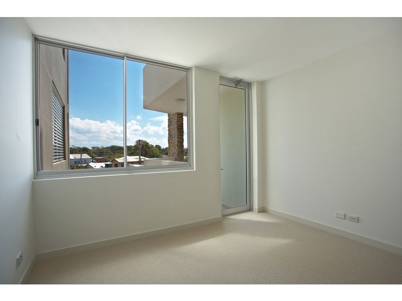 10/1Angu Cnr Angus & Hornibrook Esplanade, Clontarf QLD 4019