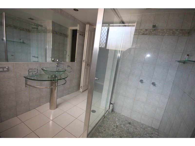 27/3642 – 3648 Main Beach Parade, Main Beach QLD 4217