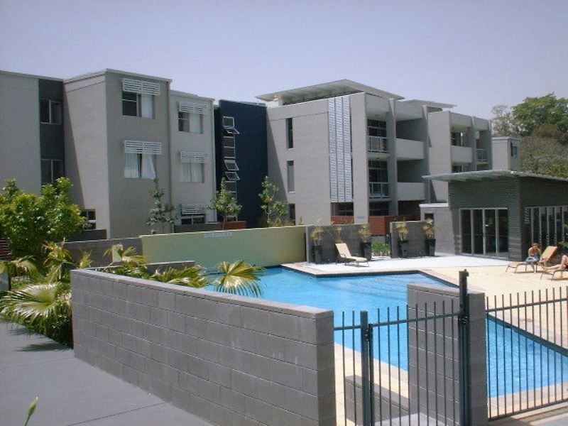 73/2 Campbell St, Toowong QLD 4066