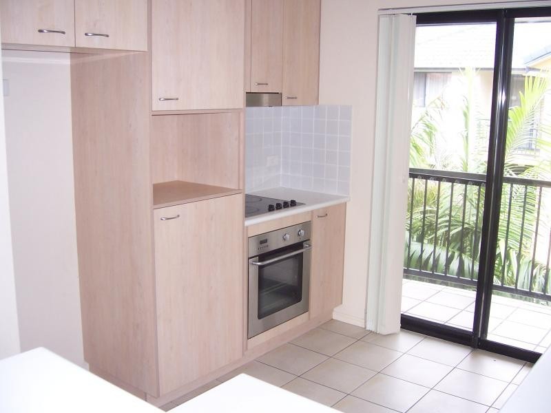 50/16 Markeri Street, Mermaid Beach QLD 4218