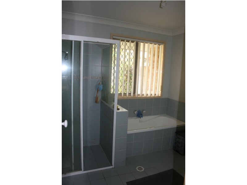 33-67 Edmund Rice Dr, Southport QLD 4215