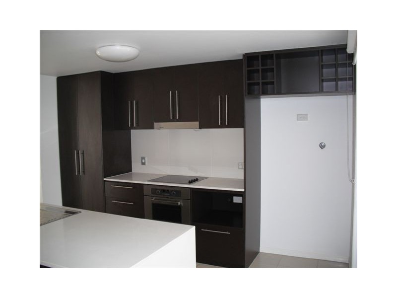 110 Tours Way, Burleigh Waters QLD 4220