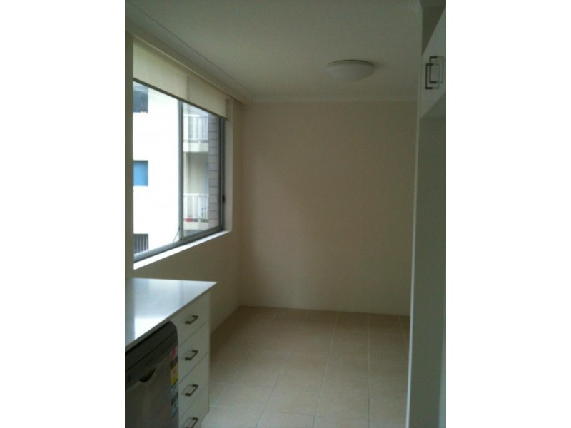 28 BEACH PDE, Surfers Paradise QLD 4217