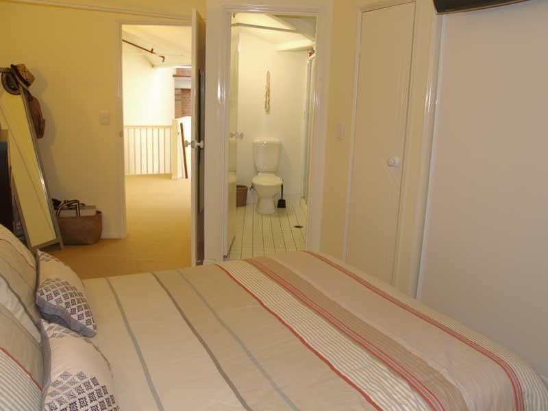 85 Commercial Road, Teneriffe QLD 4005