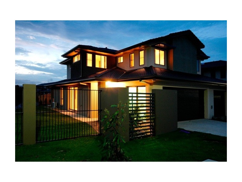 B6/2 Catalina Way, Upper Coomera QLD 4209