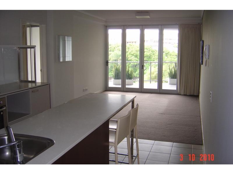 22 Barry Parade, Spring Hill QLD 4000