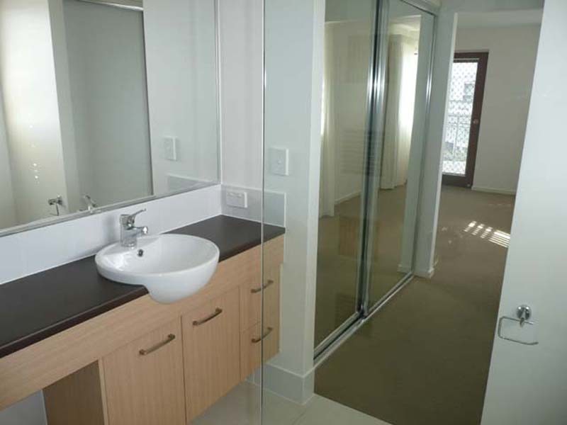 56/10 Grand Parade, Kawana Island QLD 4575