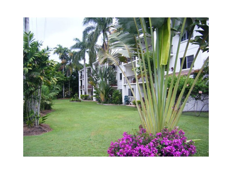 Clifton Beach QLD 4879