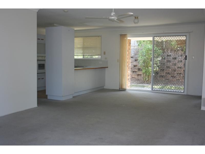 64/33-67 Edmund Rice Dr, Southport QLD 4215