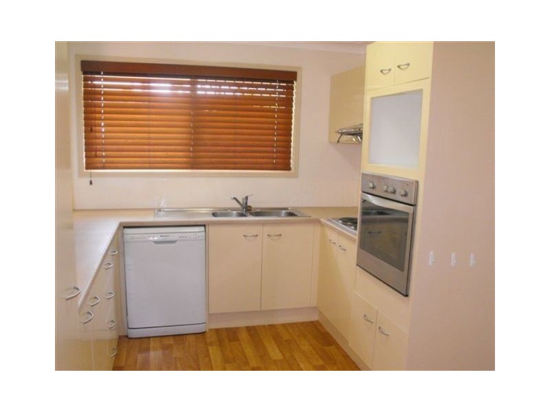 96/33-67 Edmund Rice Dr, Southport QLD 4215