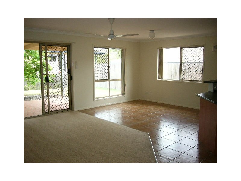 70 Manchester Street, Eight Mile Plains QLD 4113