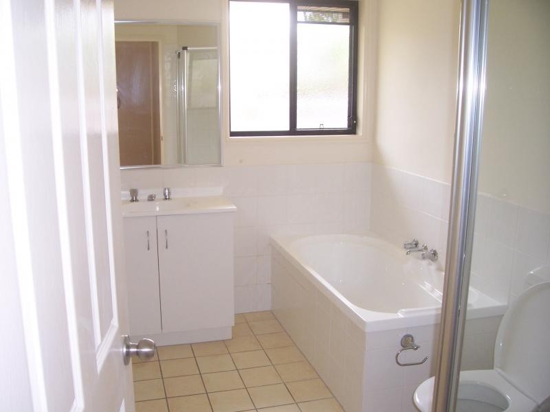 1/44 McLaren Rd, Nerang QLD 4211