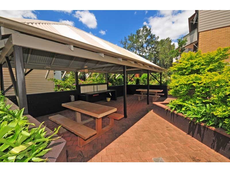 21 Quinton Street, Kangaroo Point QLD 4169
