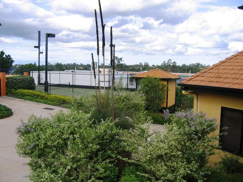 69/250 Sumners Road, Riverhills QLD 4074