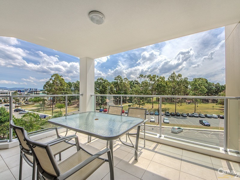 Varsity Lakes QLD 4227