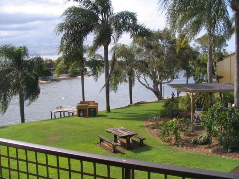 J/111 Markeri Street, Mermaid Waters QLD 4218