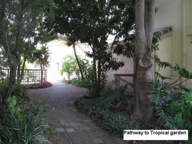 J/111 Markeri Street, Mermaid Waters QLD 4218