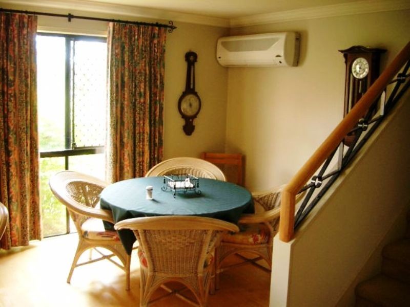 105 Oldfield Road, Sinnamon Park QLD 4073