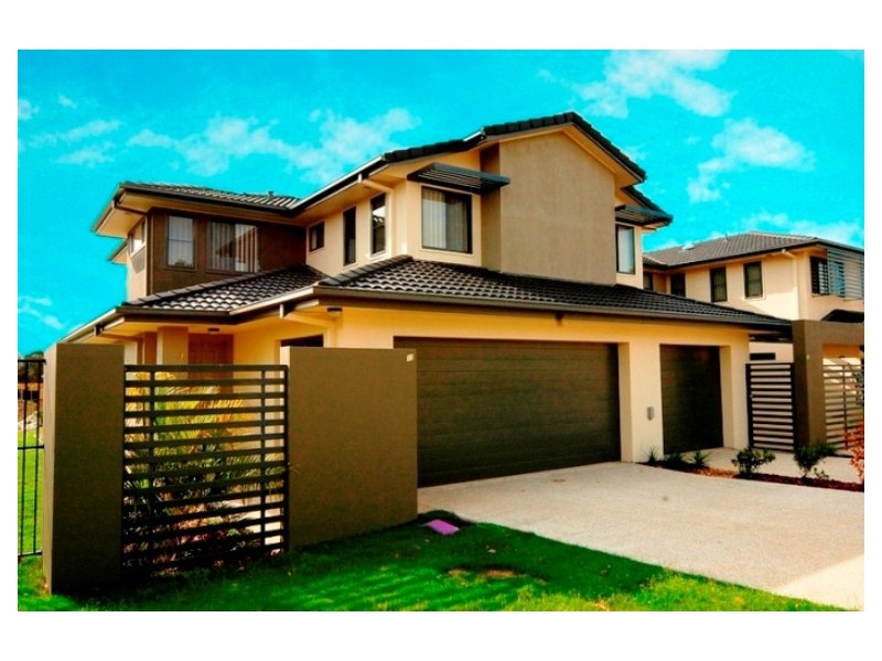 B2/2 Catalina Way, Upper Coomera QLD 4209