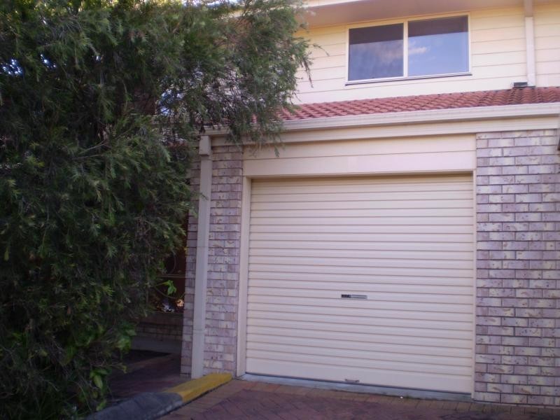 7 Oricon Court, Springwood QLD 4127