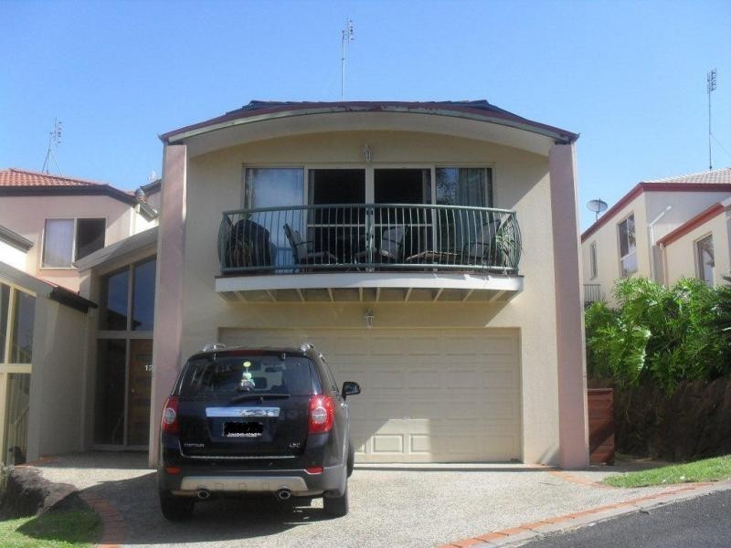 15 Fortuna Place, Parkwood QLD 4214