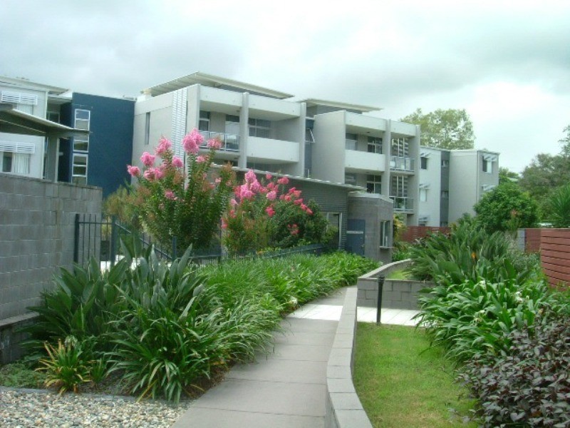 33/2 Campbell St, Toowong QLD 4066