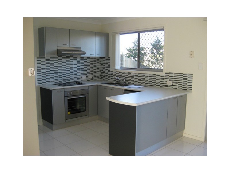 30 Carmarthen Circuit, Pacific Pines QLD 4211