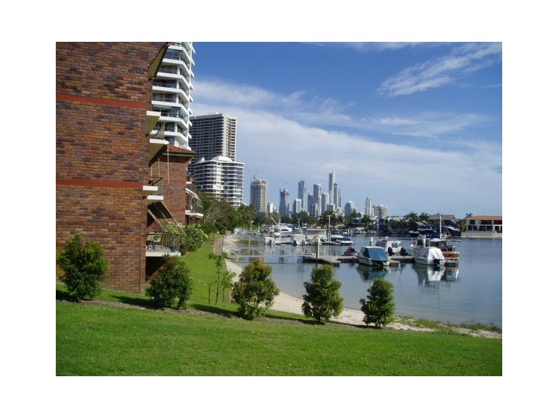 Paradise Waters QLD 4217