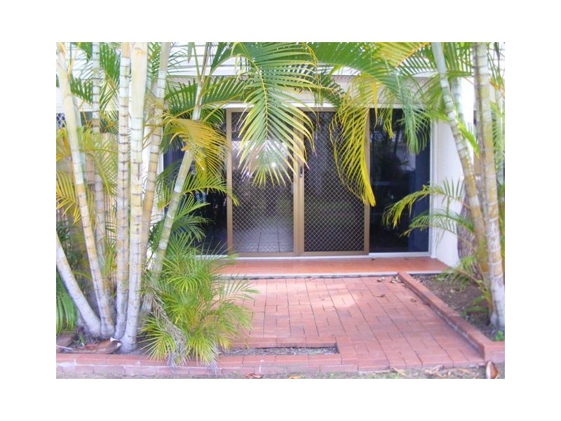 12/2 a Moffatt Street, Scarborough QLD 4020