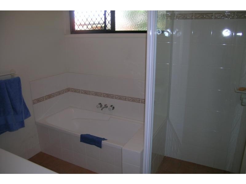 245 Albany Creek Road, Bridgeman Downs QLD 4035