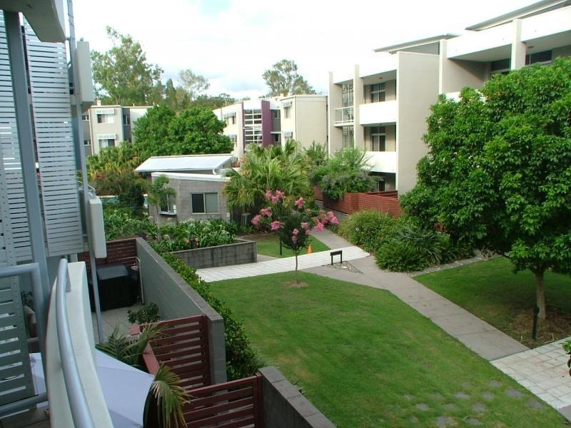 69/2 Campbell St, Toowong QLD 4066