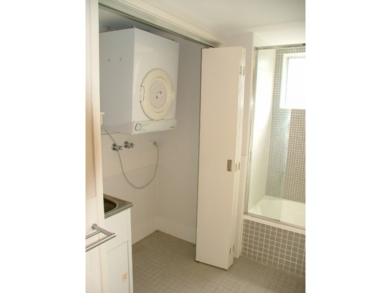 69/2 Campbell St, Toowong QLD 4066