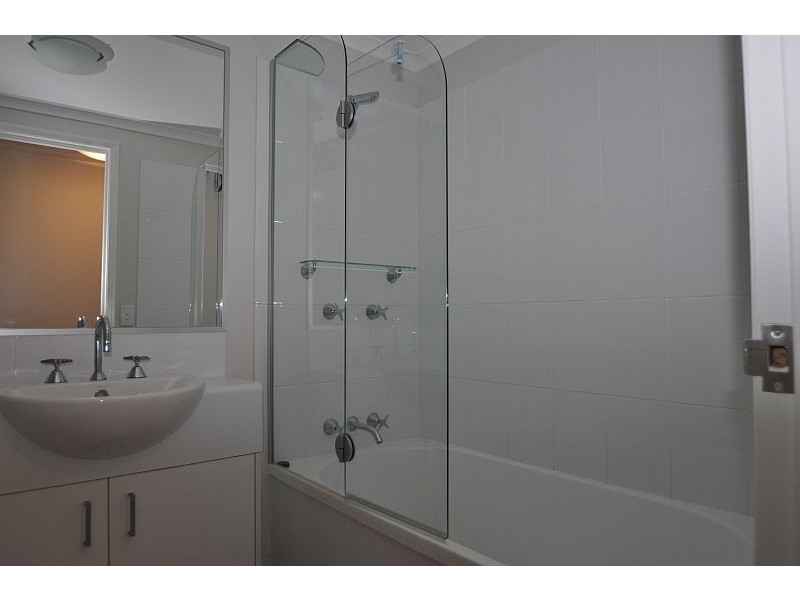 23/1 McNaughton Street, Redcliffe QLD 4020