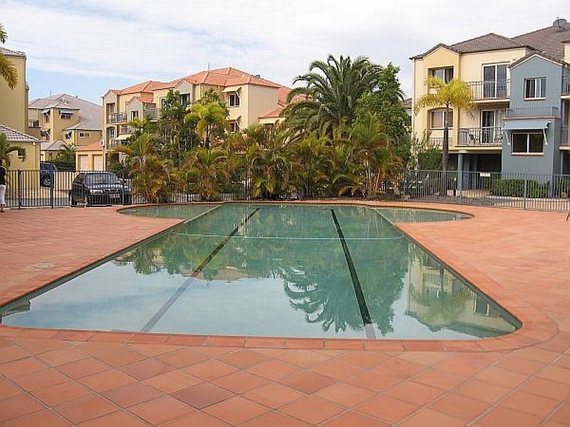 Runaway Bay QLD 4216