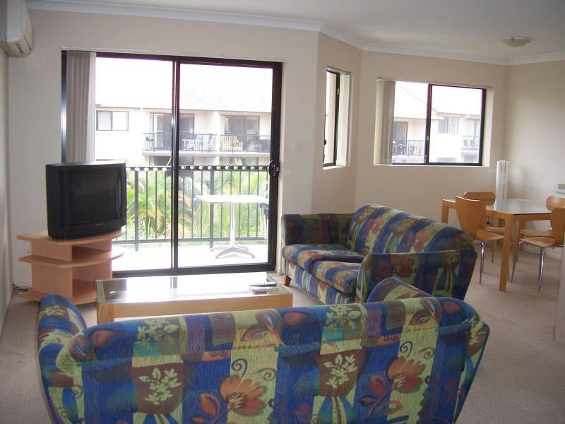 108/16 Markeri Street, Mermaid Beach QLD 4218