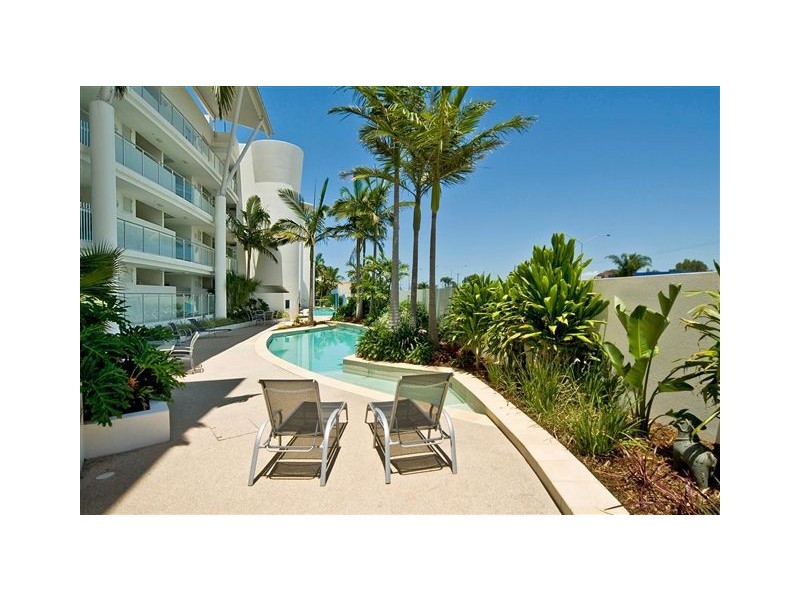 11 Nicklin Way, Minyama QLD 4575