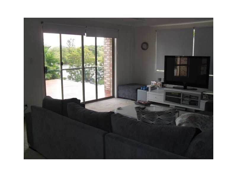 04/4 Koala Town Rd, Upper Coomera QLD 4209