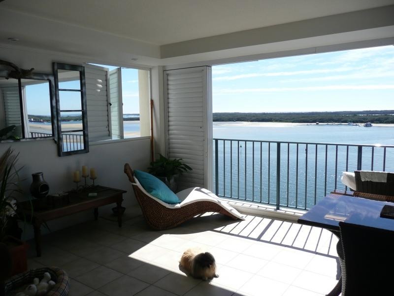 100/326 MARINE PARADE, Labrador QLD 4215