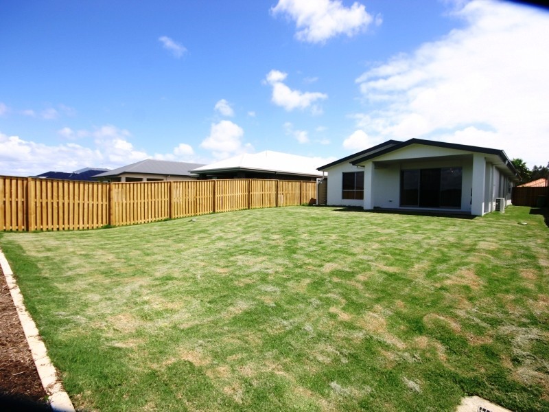 82/19 Santa Barbara Road, Hope Island QLD 4212