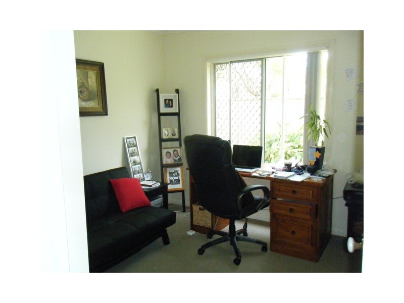 34 Albicore Street, Mermaid Waters QLD 4218