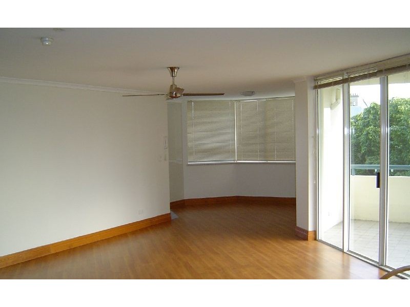 57 Lambert Street, Kangaroo Point QLD 4169