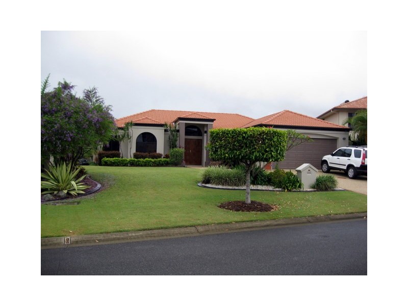 7 Bernard Court, Arundel QLD 4214