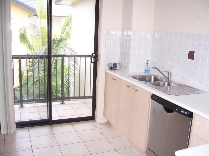 49/16 Markeri Street, Mermaid Beach QLD 4218