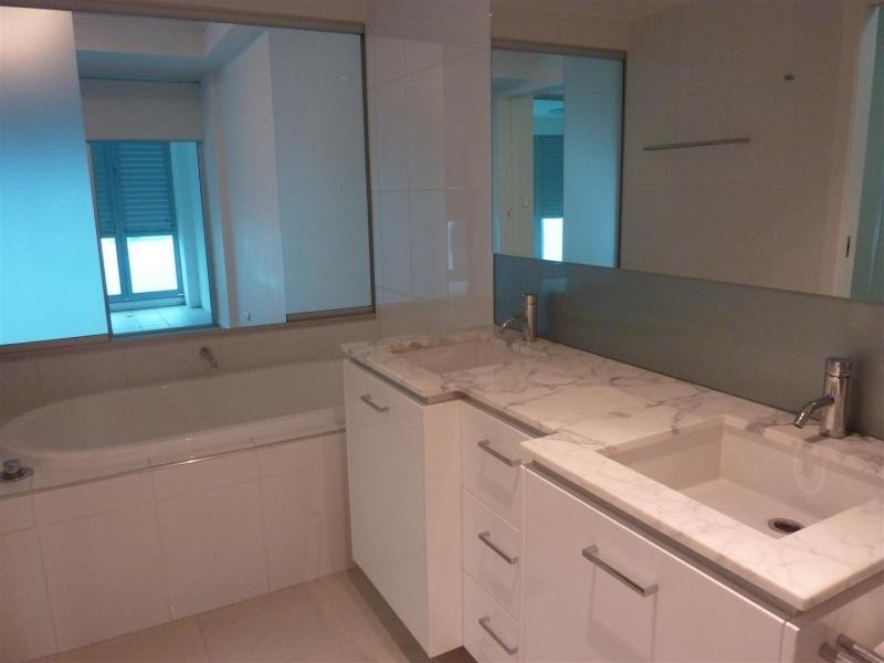 300 Marine Parade, Labrador QLD 4215